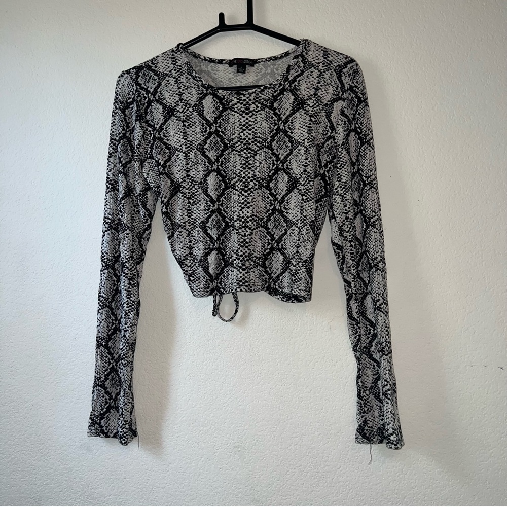 Long Sleeve Open Back